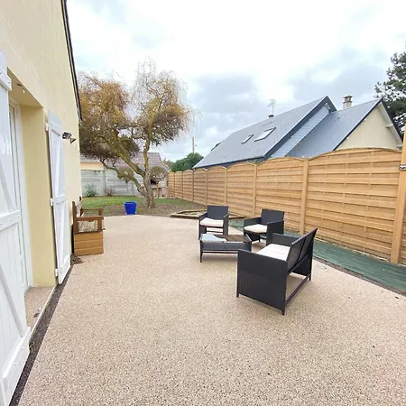 Pleasant Home, 200m From The Beach, St Pair-sur-mer Дом отдыха