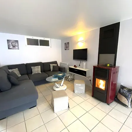 In Kairon Near The * Saint-Pair-sur-Mer