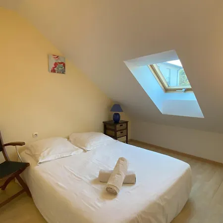 Дом отдыха Pleasant Home, 200m From The Beach, St Pair-sur-mer Сен-Пер-сюр-Мер