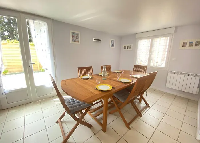 In Kairon Near The Saint-Pair-sur-Mer