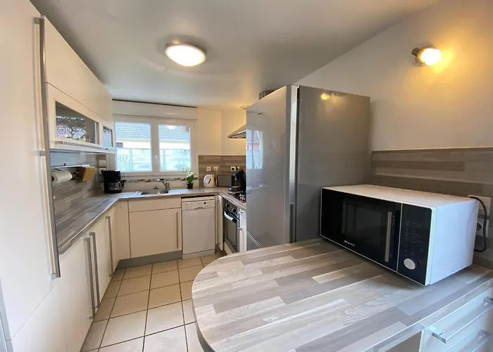 In Kairon Near The * Saint-Pair-sur-Mer